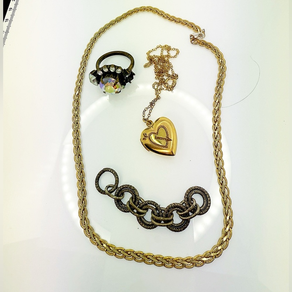 Elegant Gold And Silver Jewelry Lot!